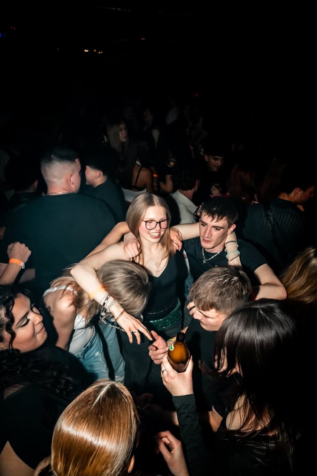 Die größte Flirtwoche ab 16 Jahren im Penthouse Studio München — Impression 6
